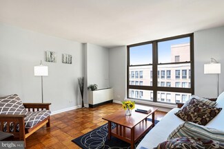 1260 21st St NW Unit 908, Washington, DC 20036