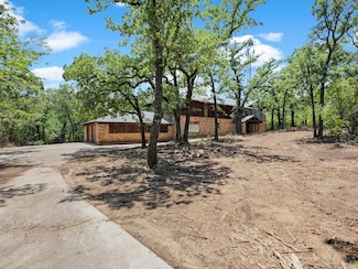 8028 Meadowbrook Dr, Fort Worth, TX 76120