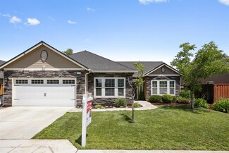 7374 W San Madele Ave, Fresno, CA 93723