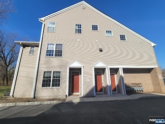 45 Birch St Unit 207, Ridgefield Park, NJ 07660