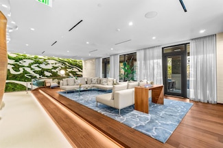 220 SE Mizner Blvd Unit 611, Boca Raton, FL 33432