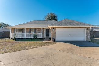 105 Forge Dr, Crestview, FL 32539