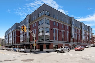 652 Merrimack St Unit 201, Lowell, MA 01854