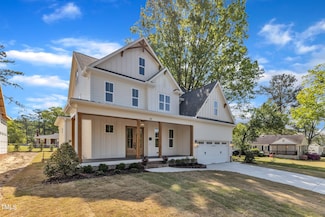 113 S Ennis St, Fuquay-Varina, NC 27526