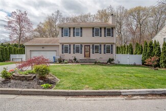 102 Surrey Ln, West Warwick, RI 02893