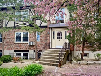 844 Village Quarter Rd Unit A5, West Dundee, IL 60118