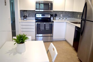 3970 Oaks Clubhouse Dr Unit 306, Pompano Beach, FL 33069