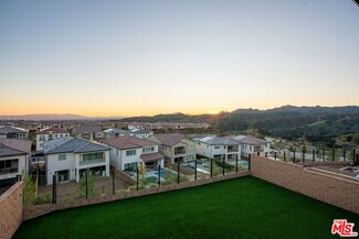 20762 W Bluebird Ct, Porter Ranch, CA 91326