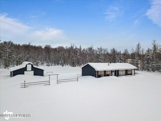 2651 W Roan Dr, Wasilla, AK 99654