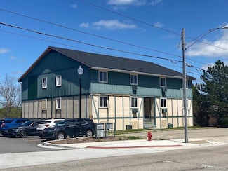 130 Reid Rd, Grand Blanc, MI 48439
