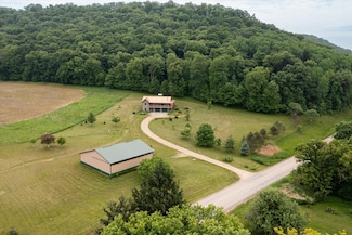 S5978 County Rd S, Viola, WI 54664