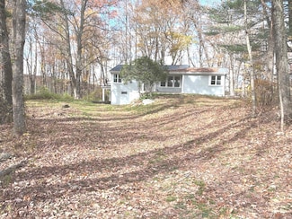 56 MacHt Rd, Columbia, CT 06237