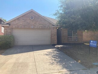 3108 Cowboy Dr, Dallas, TX 75237