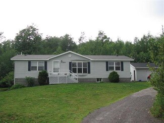 905 N Basswood Ave, Duluth, MN 55811