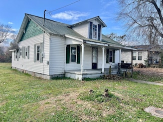 42 Pike St, Brodhead, KY 40409