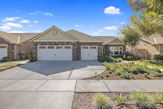 3807 W Clinton Ave, Visalia, CA 93291