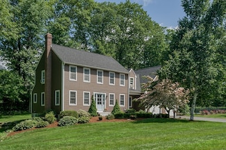 2 Simon Davis Dr, Rutland, MA 01543