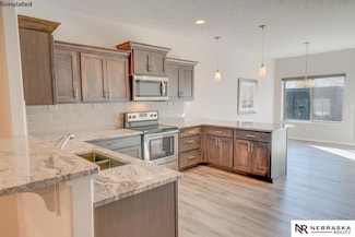 8860 Bristlecone Dr, Lincoln, NE 68526