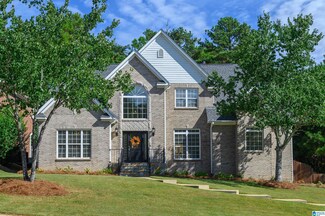 5744 Willow Lake Dr, Birmingham, AL 35244