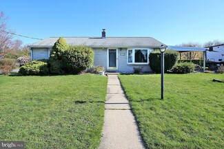 815 Maple Ln, Lebanon, PA 17046