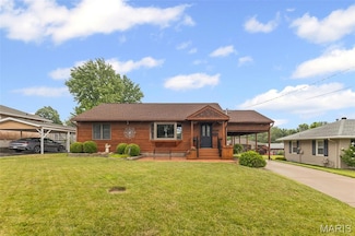 207 Ladd St, Alton, IL 62002