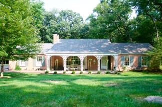 634 Ravine Rd, East Dundee, IL 60118