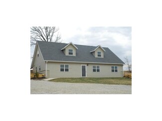 811 NW 675th Rd, Centerview, MO 64019