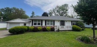 704 S D St, Hammond, IL 61929
