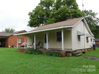 273 Hilltop Rd, Lincolnton, NC 28092