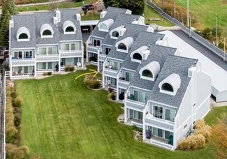 109 Millpoint Dr Unit 9, Spring Lake, MI 49456