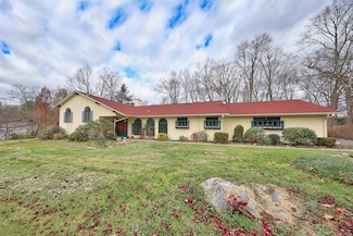 151 Timothy Rd, Naugatuck, CT 06770