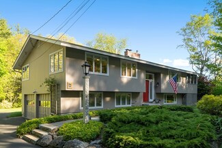 31 Garner Rd, Stow, MA 01775