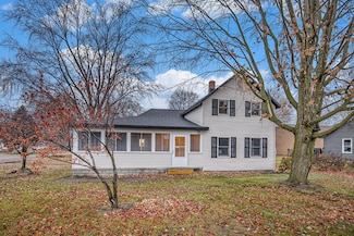 1541 Jackson St, Marne, MI 49435