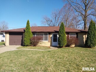 2612 N Victoria Ave, Peoria, IL 61604