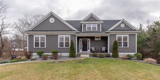 933 Pleasant St, Attleboro, MA 02703