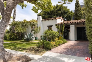 1012 Superba Ave, Venice, CA 90291