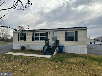 52 Lori Cir, Mechanicsburg, PA 17050