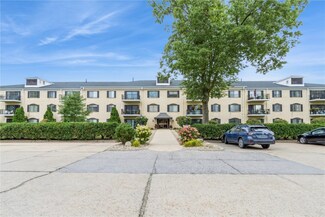 130 Thompson Dr SE Unit 222, Cedar Rapids, IA 52403