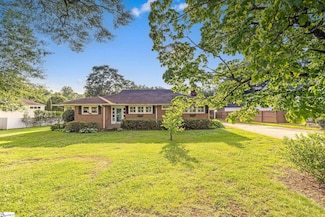 1807 N Main St, Greenville, SC 29609
