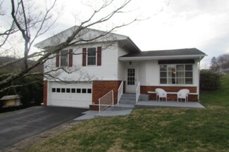 101 Edgewood Rd, Bluefield, VA 24605