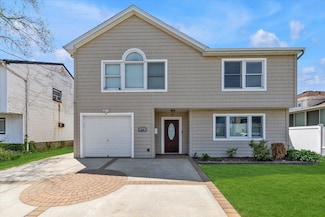 286 Westside Ave, Freeport, NY 11520