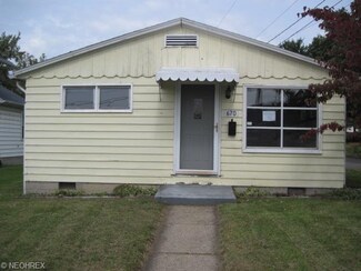 670 E Martin St, East Palestine, OH 44413