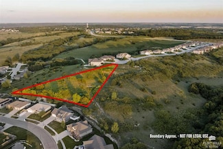 300 Ledgestone Ridge Ct, Manhattan, KS 66503