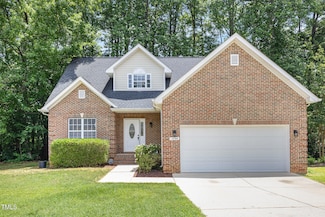 1209 Waterford Green Dr, Apex, NC 27502