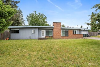 2202 N Pearl St, Centralia, WA 98531
