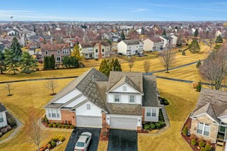 19 Brixton Ct, Algonquin, IL 60102