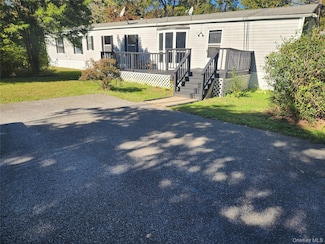 10 Dominick Ln, Beacon, NY 12508