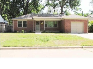 1611 W Cornelison St, Wichita, KS 67203