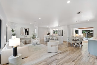 208 NE 16th Place, Fort Lauderdale, FL 33305