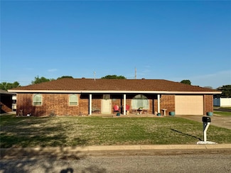 837 N Blake Ave, Hydro, OK 73048